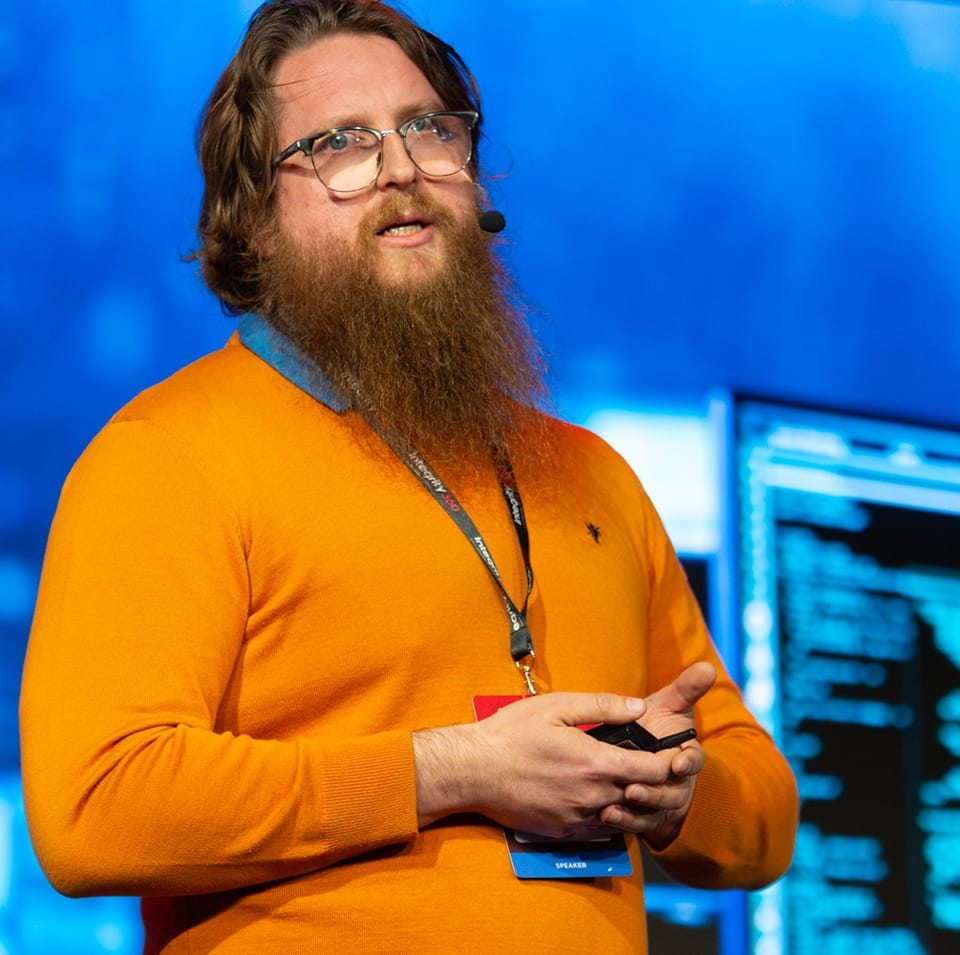 Måns Blacker